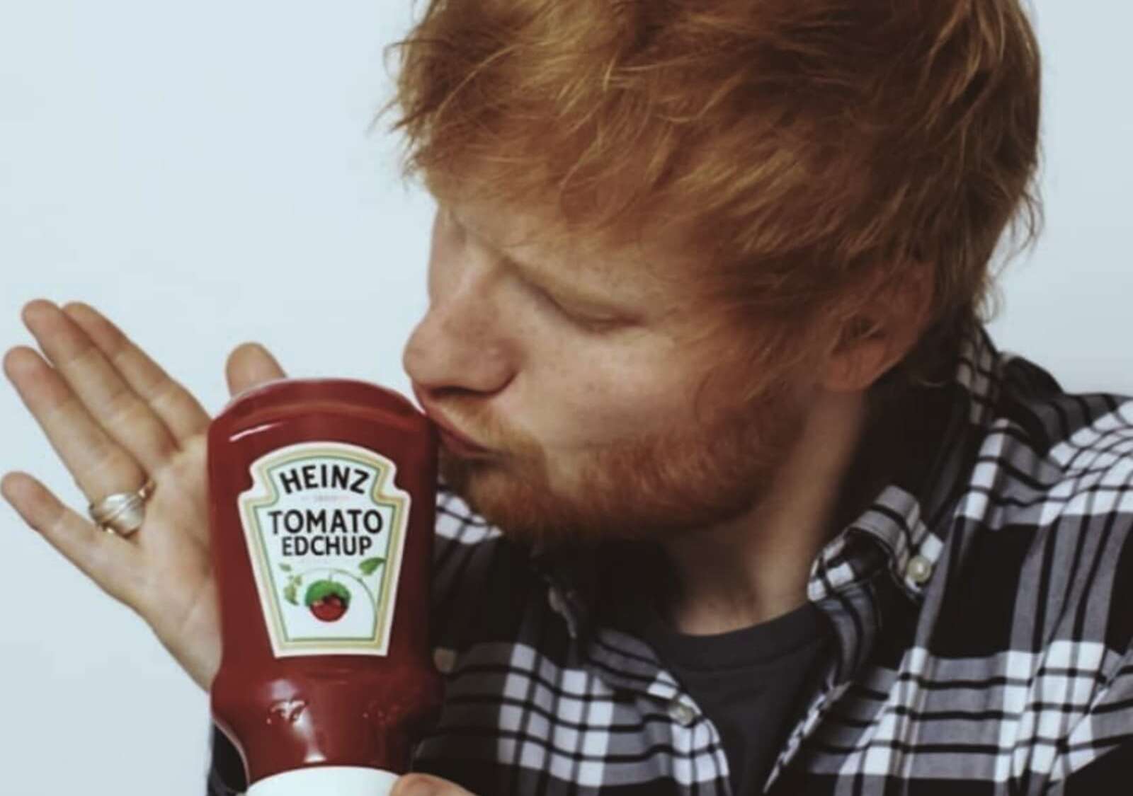Ed Sheeran and a ketchup bottle