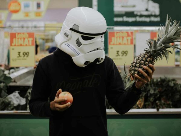 star wars stormtrooper buying fruit