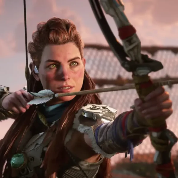 Aloy with her bow and arrow