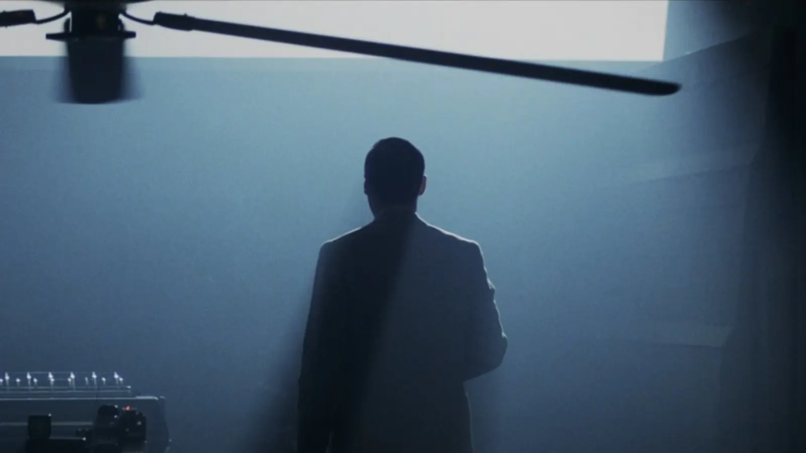 screenshot of detective in Blade Runner